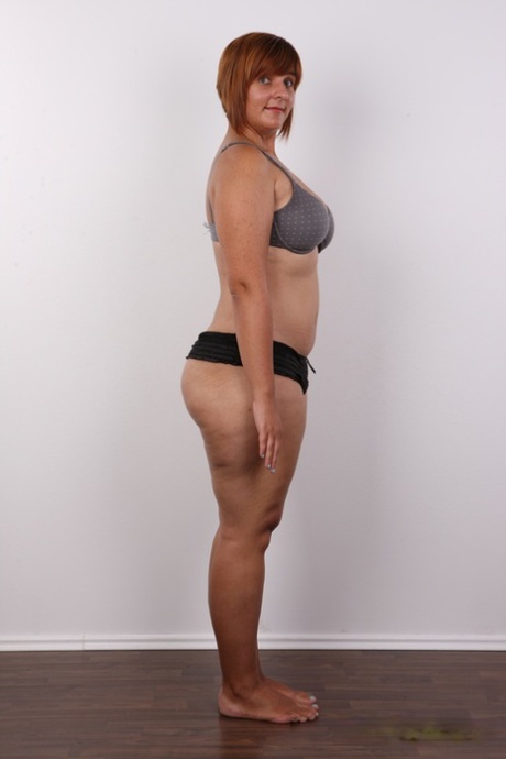 fat blonde wife nude picture