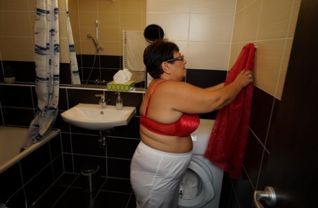 bbw showing off pussy hot porn picture