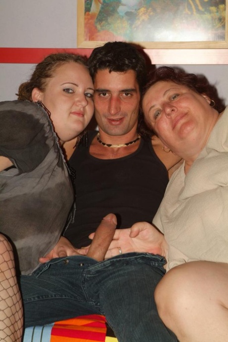 thick tickle free porn pics