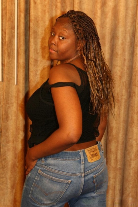 thick gym rat free porn pic