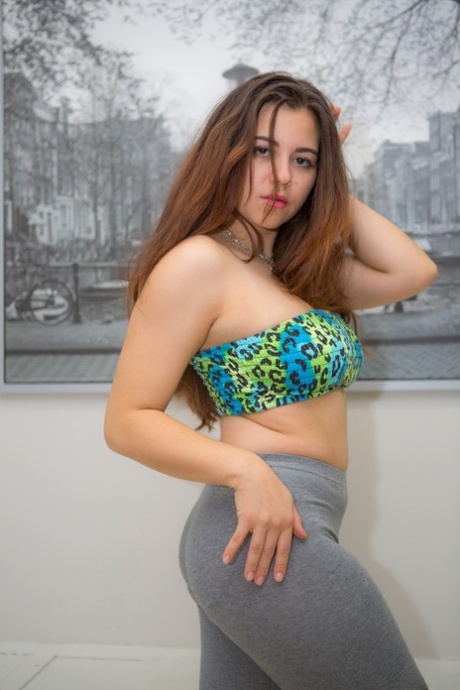 feel the italian bbw babe art porn archive