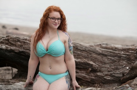 lightskinned bbw exclusive pics