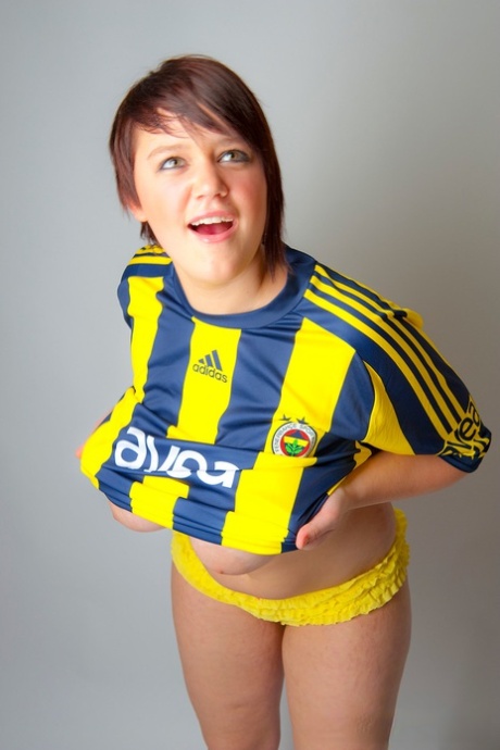 voluptuous floozy taylor wylde fucks like an expert beautiful xxx pics