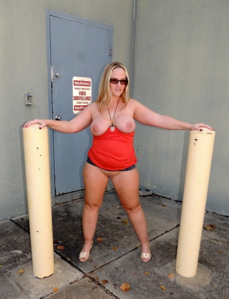 thayana bbw top archive