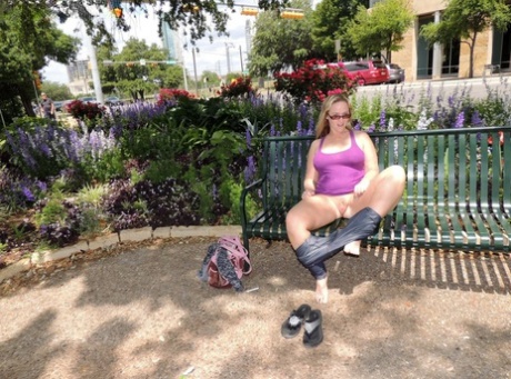 thick ass milf mom adult pic