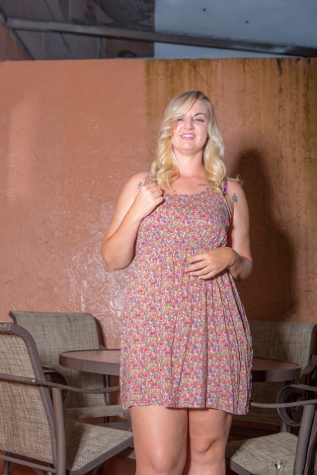 sofia vivana bbw adult photo