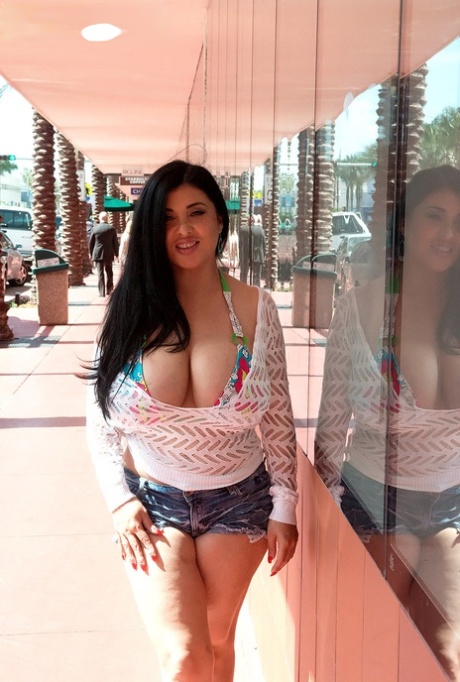 chubby anal busty pics free images