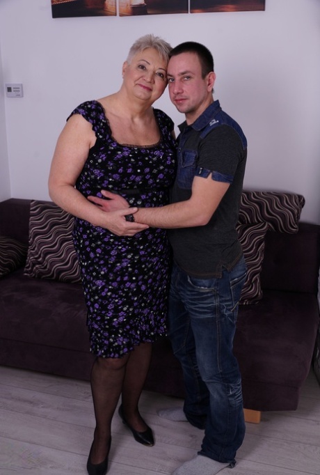 white bbw giving head bbc free sexy pictures