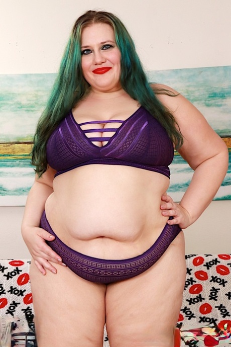 ssbbw thick thighs beautiful nude pics