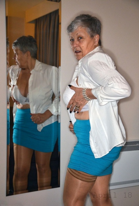 bbw mom dp pretty image