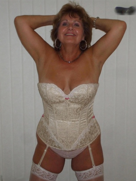 my huge ass and big tits whore gets spanked for bad behaviour hot porn images