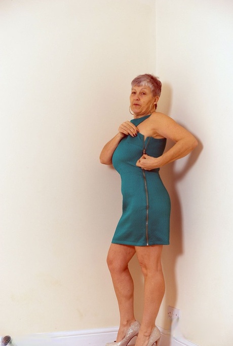 fucking my big booty sister thandeka sexy xxx pic