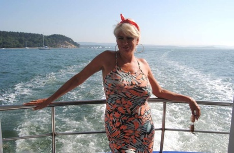 ai fat tits beautiful xxx image