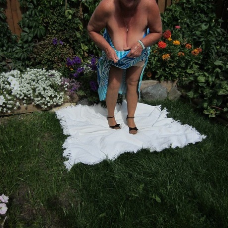fat domination nudes picture