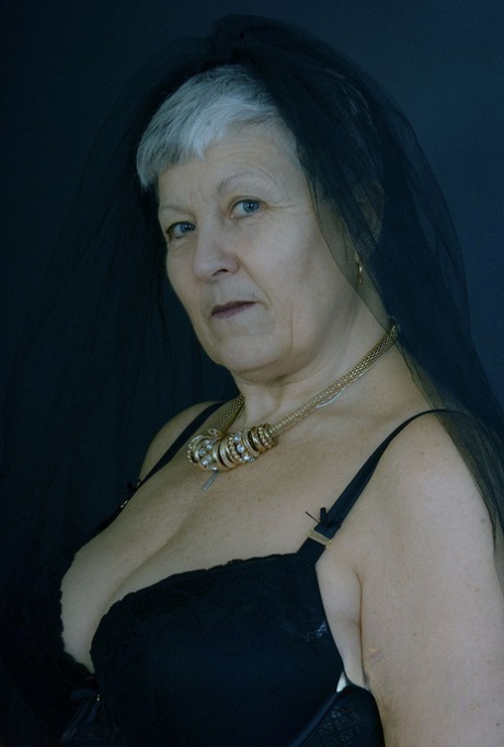 fat hanging tits sexy nudes img