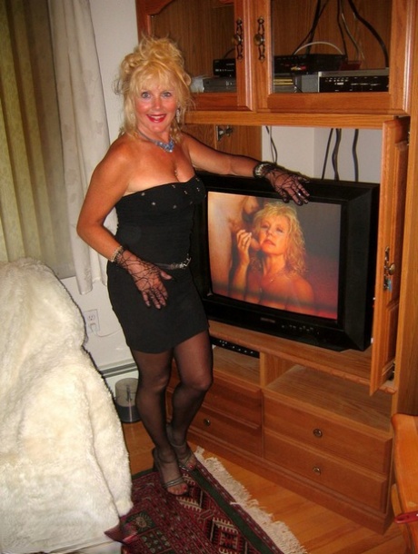 chubby girl forced tgp sexy nude pic