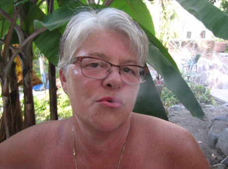 black nude picture plumper nudes pic