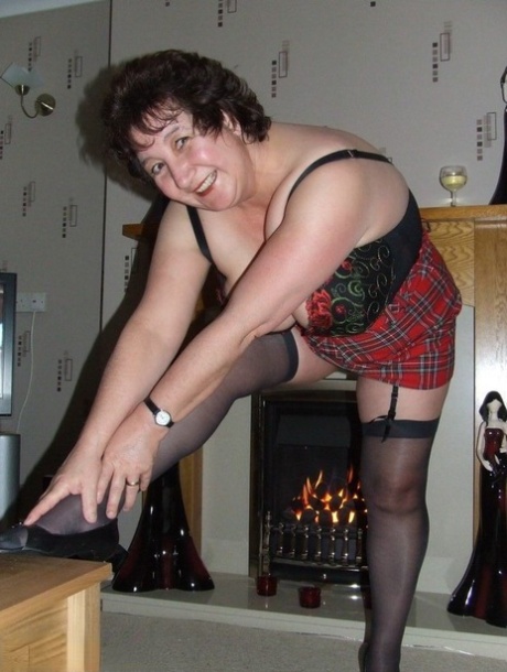 fat milf high heels terrific solo show from a naked top picture
