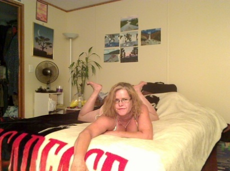 dissolute addison ryder with curvy natural tits fucked in vagina free porn img