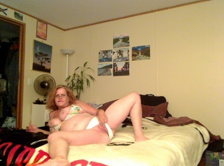 bbw lesbian rubbing tits together erotic pics
