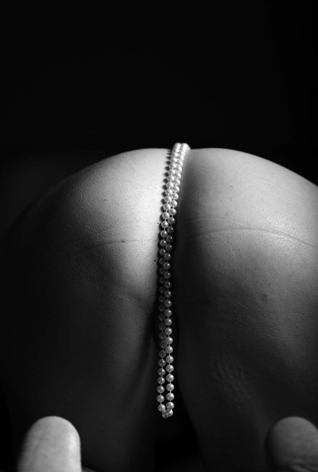 voluptuous cam delivery service flashing hot sexy pictures