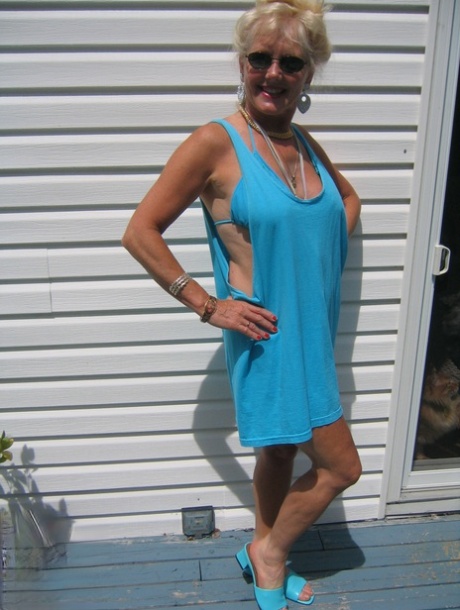 crazy thick free porn pictures