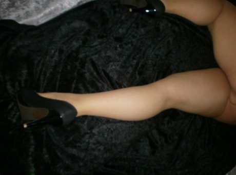 slut rides on a thick shlong erotic images