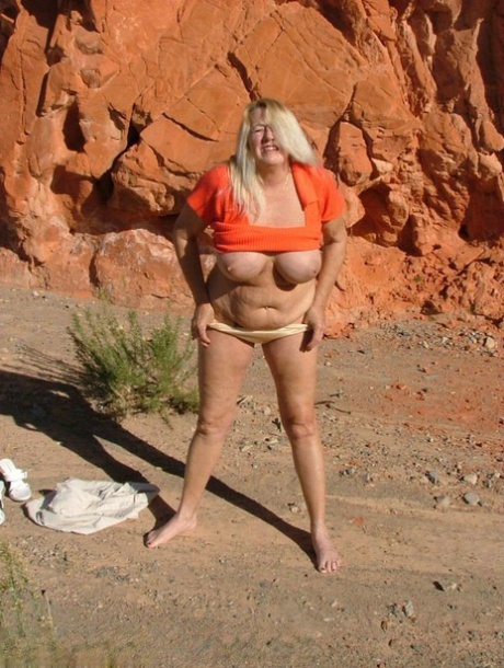 bottom fat girl queen free sex gallery