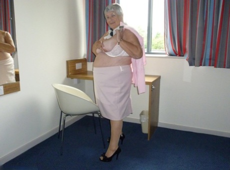 thick bbw riding beautiful nude image