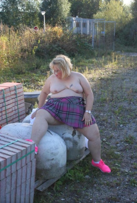 small waist big ass galoreget hot nude archive