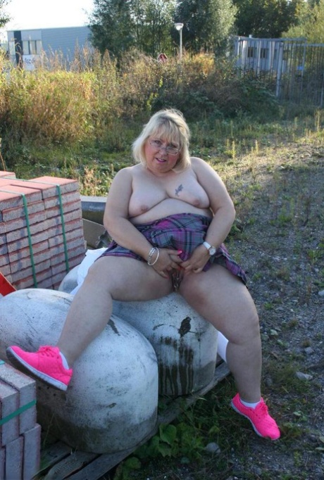 thick wife swap free porn pics