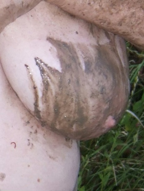 amateur big ass teen fucked in yoga pants and gets creampie perfect img