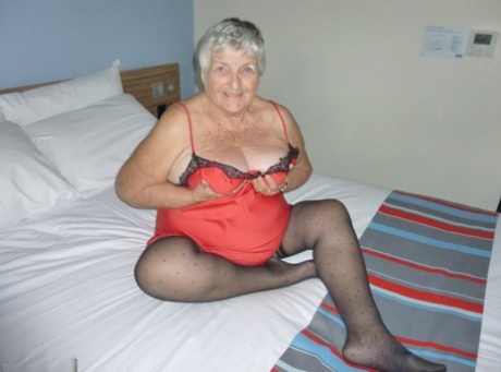 grandma lyly curvy art xxx image