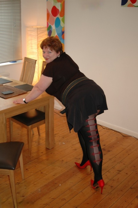 thick cum loads porno images