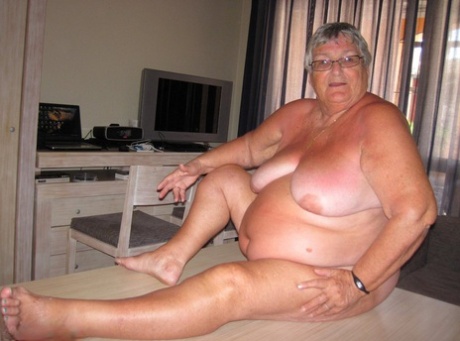 chubby bbw solo porno galleries