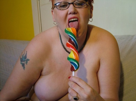 big areolas hairy fat hd free nude photo