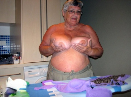 thick grils big dicks porn image