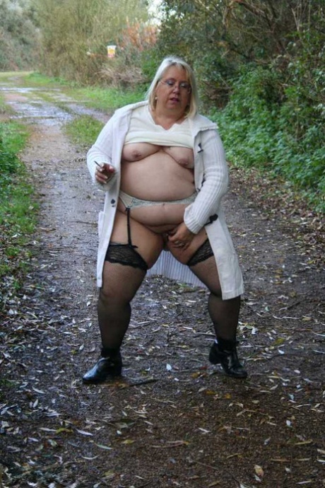 bbw showers with hubby free sex photo