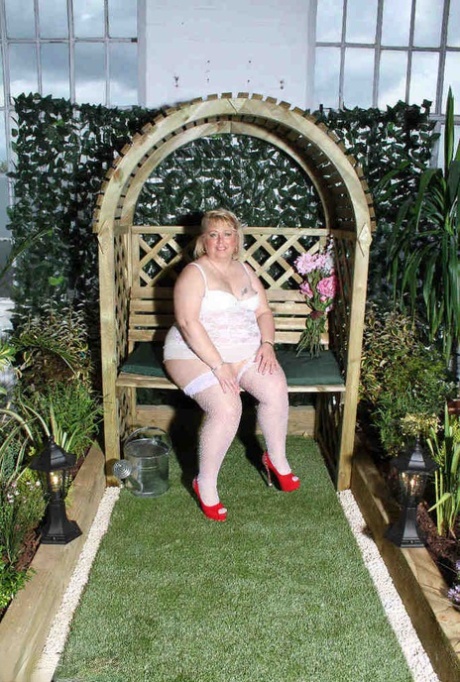 bbw stepaunt naked pictures