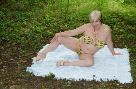 bbw scat couple hot naked photo