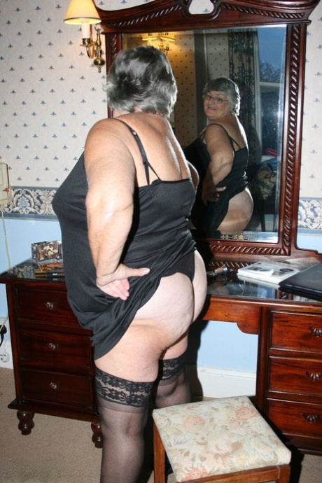 huge ass blonde bbw free nude pics