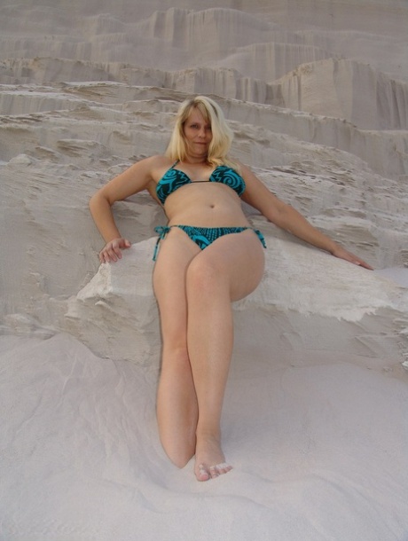 thick black nipples porno picture