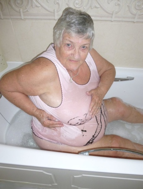 fat woman pov sexy pictures