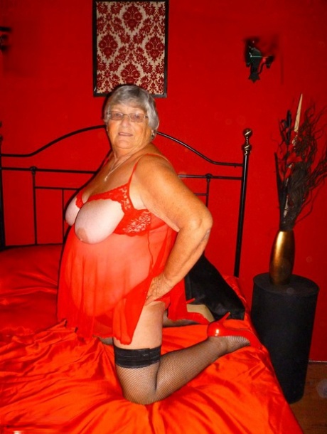blonde bbw showing her big ass beautiful xxx photo
