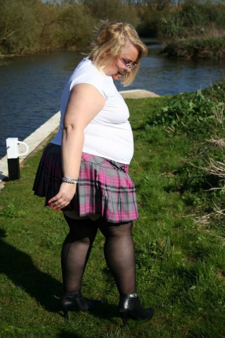bbw blonde russian granny pornos pics