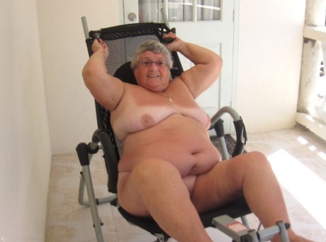 porn bbw submissive erotic image