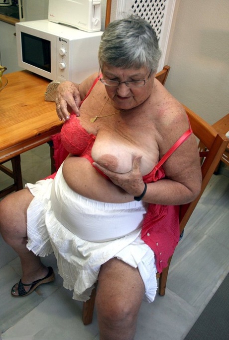 bbw mature clips art nude pic