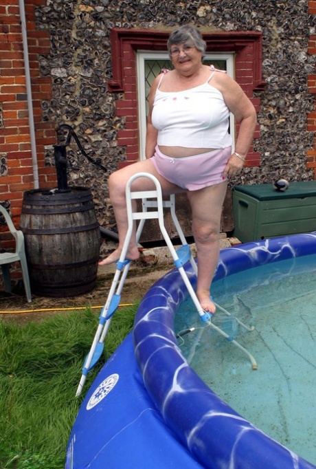naked fat grannie pics sexy image