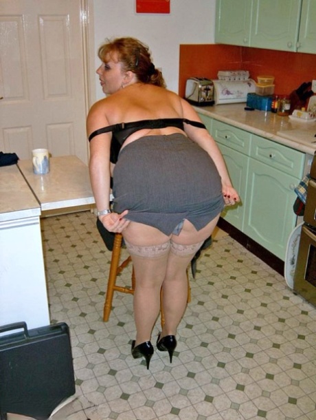 thick girl orgasm nudes archive