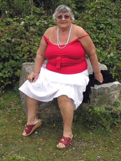 thick italian teen hot image